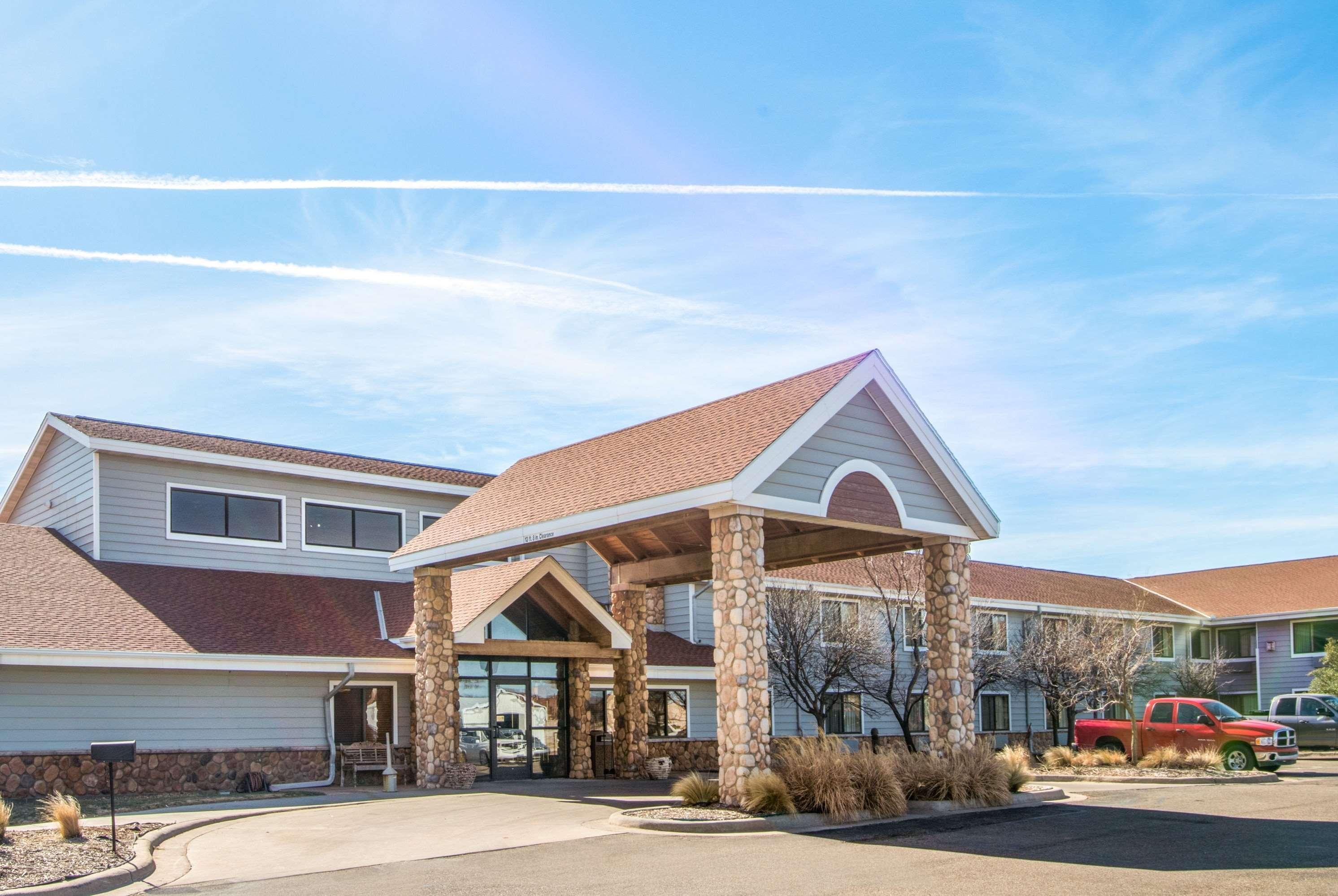Americinn By Wyndham Pampa Event Center Exterior photo